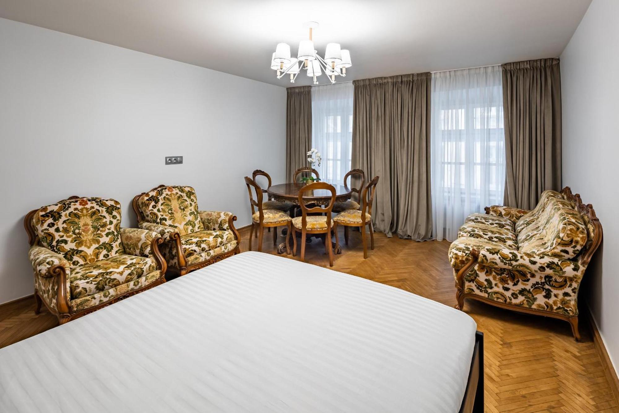 Romari Apartment Вірменська Lviv Exterior photo